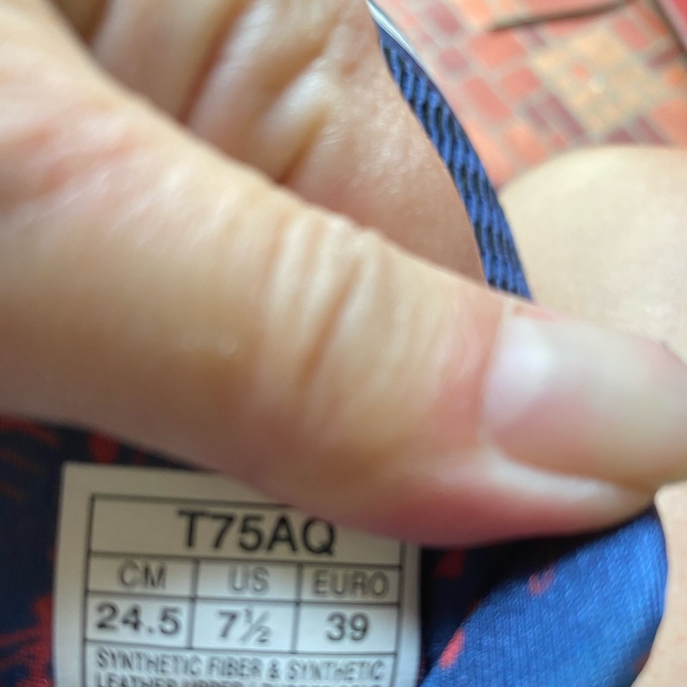 WOMEN SIZE 7.5 ASICS - Picture 5 of 5